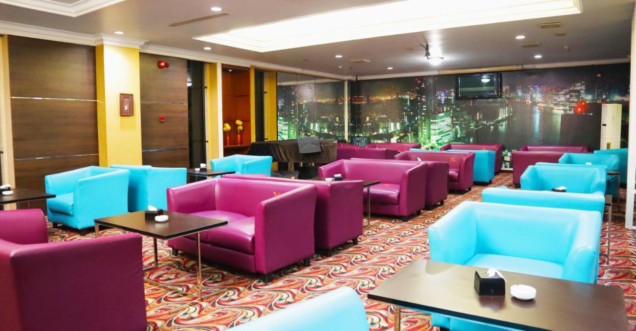 Grand Victoria Hotel Samarinda Exterior photo