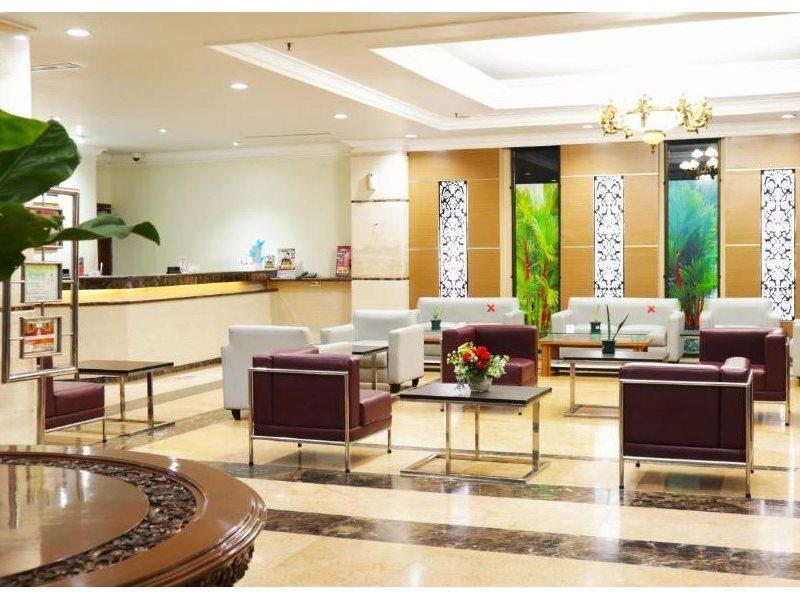 Grand Victoria Hotel Samarinda Exterior photo